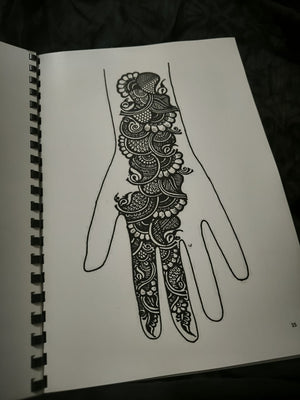 Henna Reusable Tracing Book + FREE Reusable Acrylic sheet and a Practice Cone. (Volume 3)